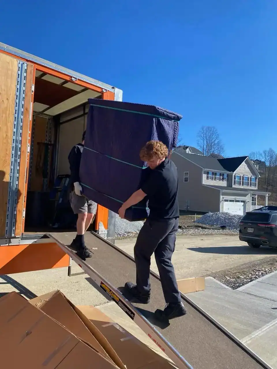 Central Van Lines Crew at Work